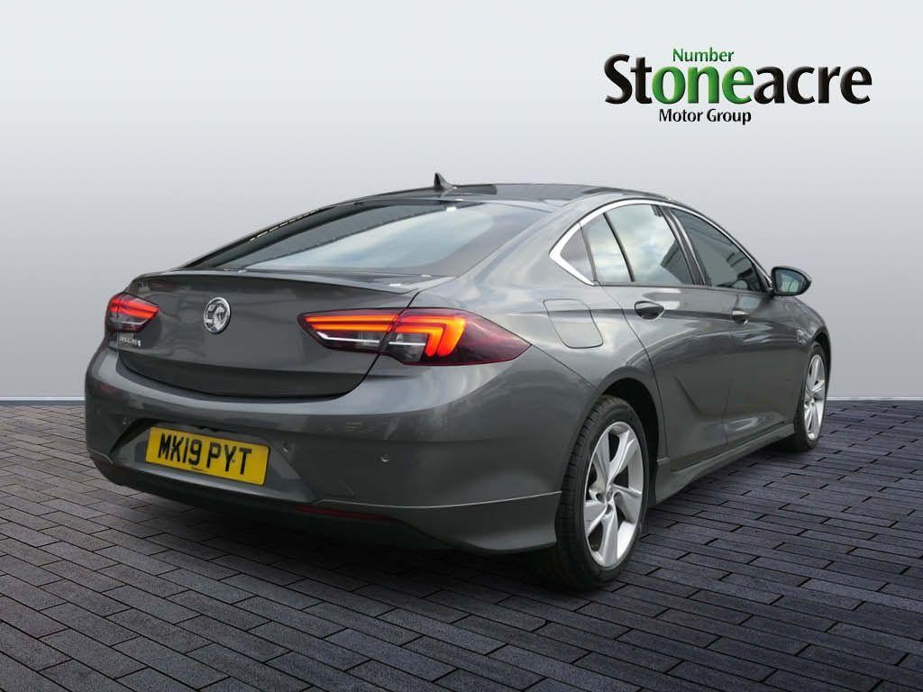 Vauxhall Insignia Image 3