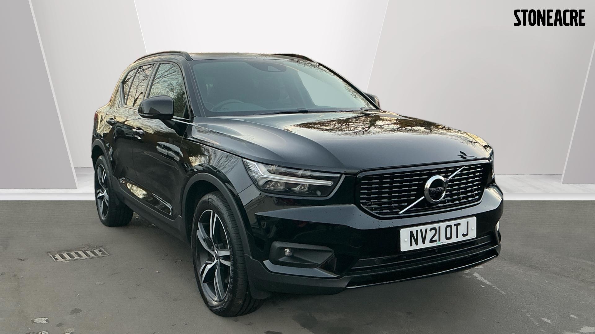 Volvo XC40 Image 1