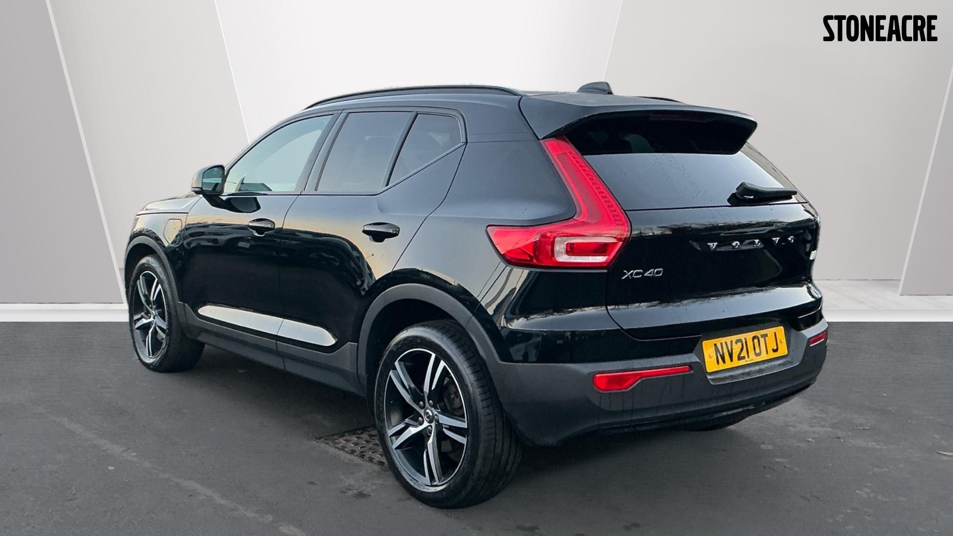 Volvo XC40 Image 2