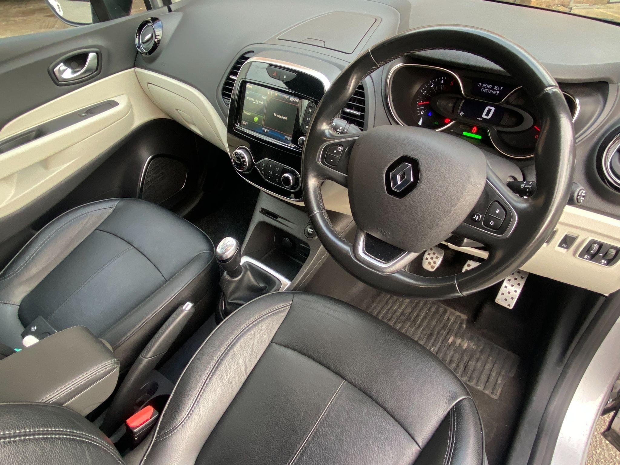 Renault Captur Image 10