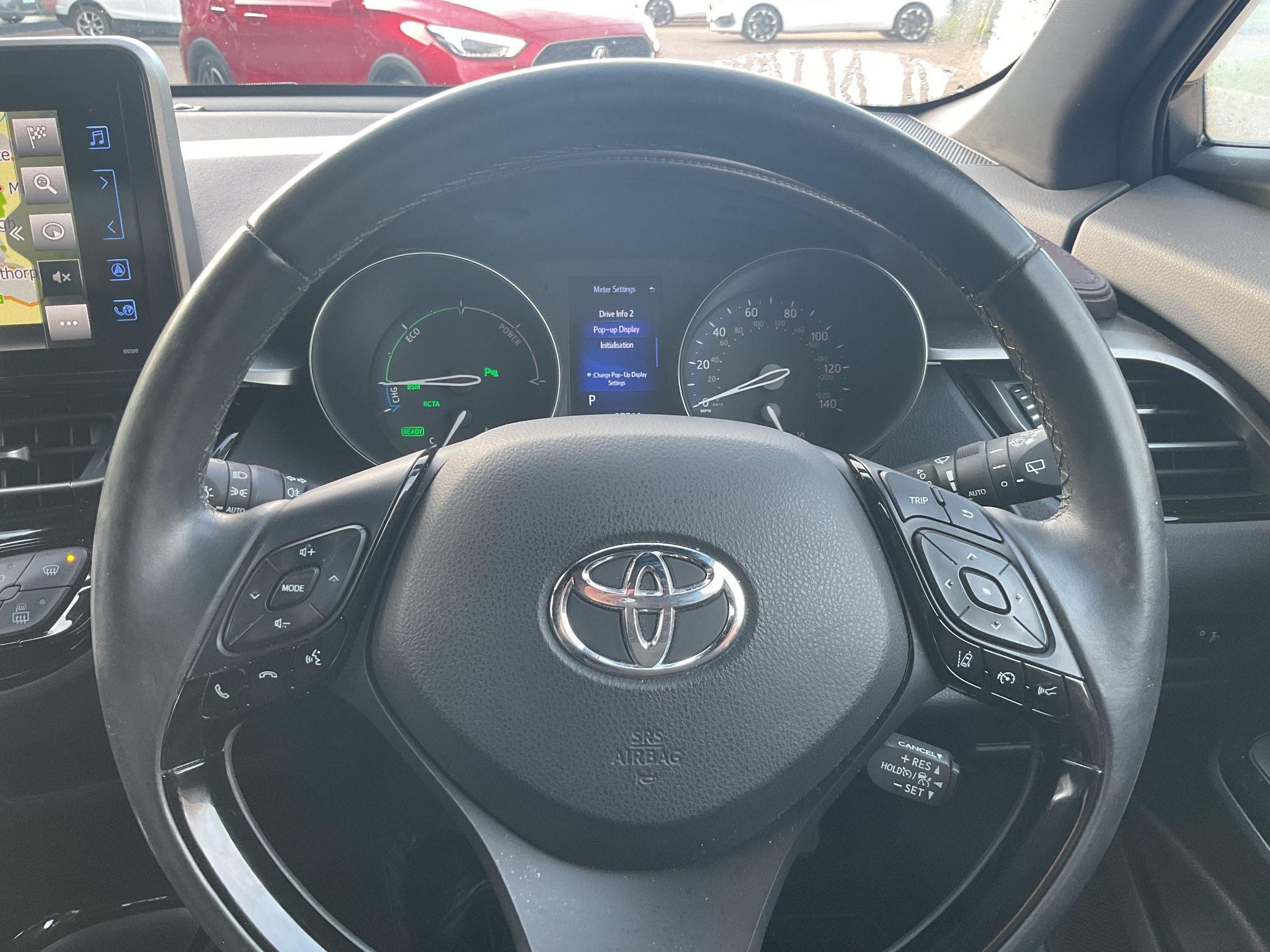 Toyota C-HR Image 14