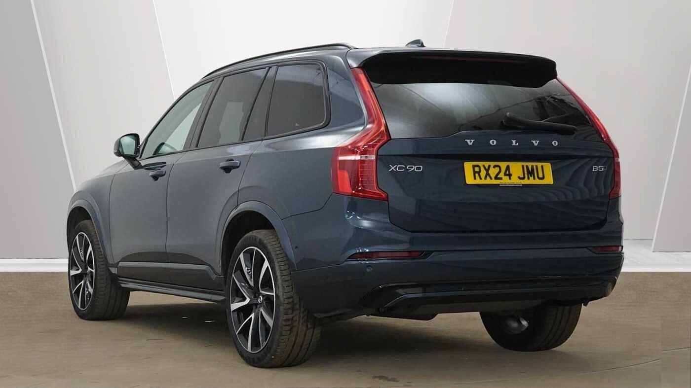 Volvo XC90 Image 3