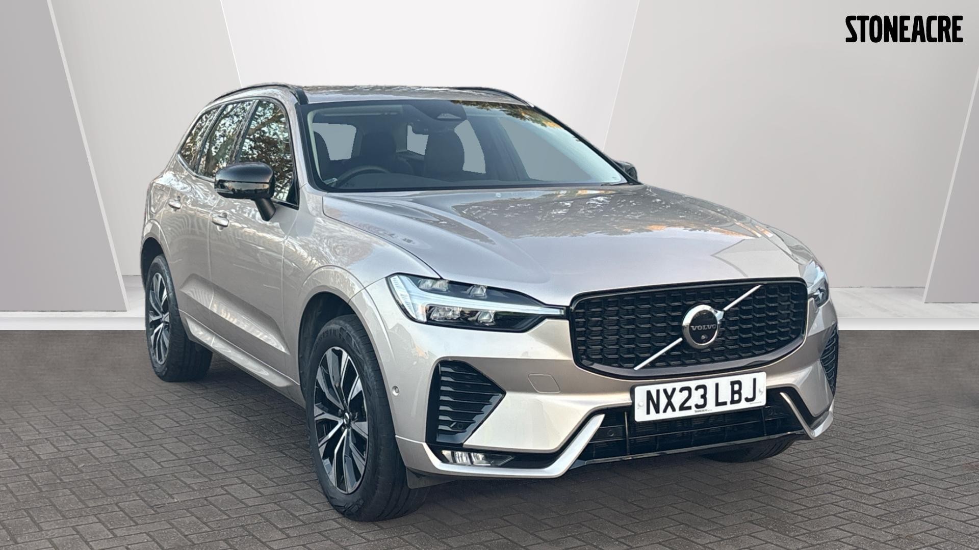 Volvo XC60 Image 1