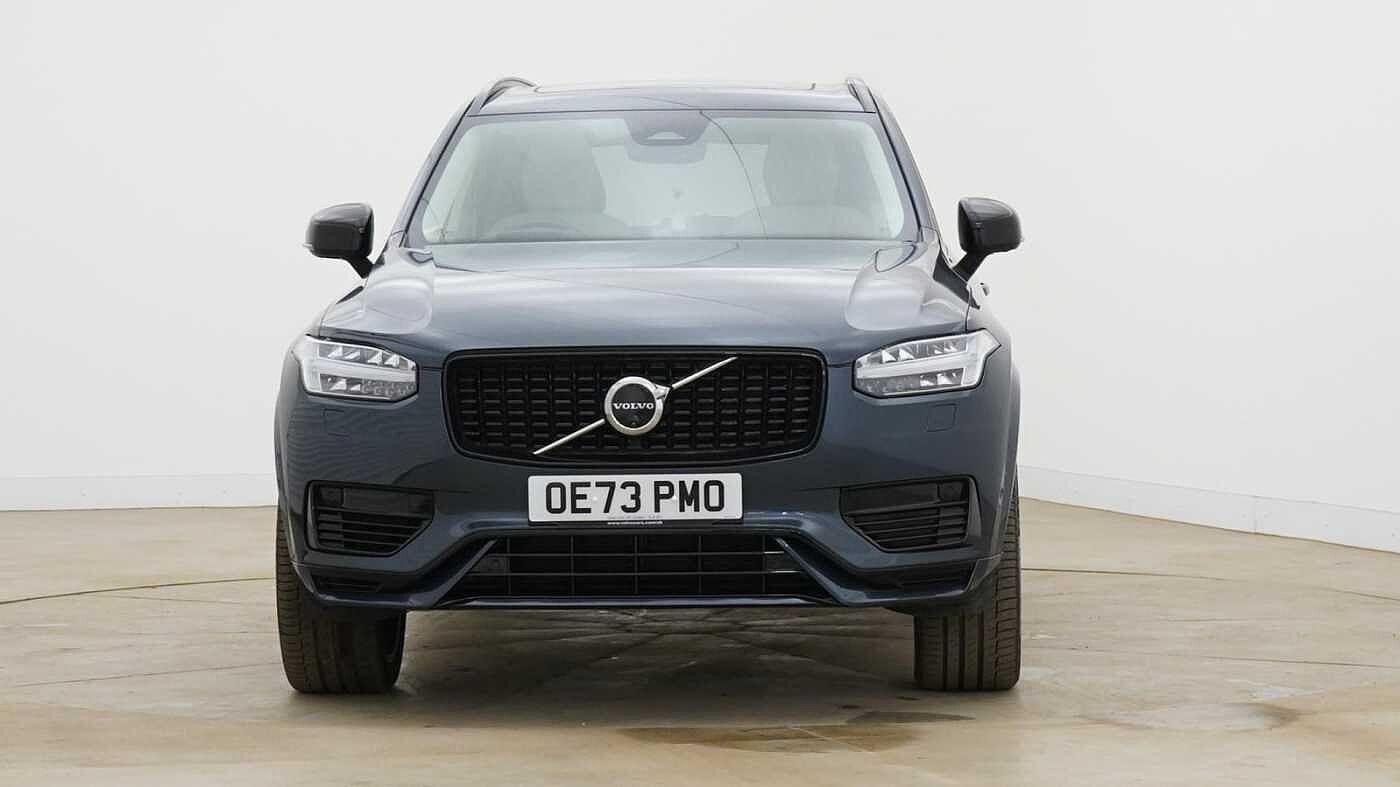 Volvo XC90 Image 8