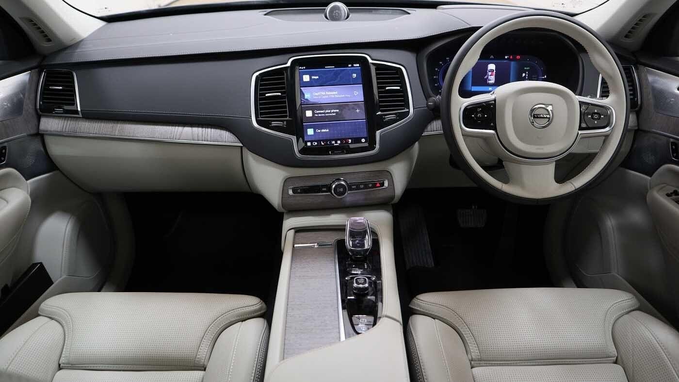 Volvo XC90 Image 10