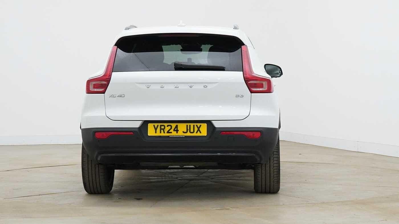 Volvo XC40 Image 4