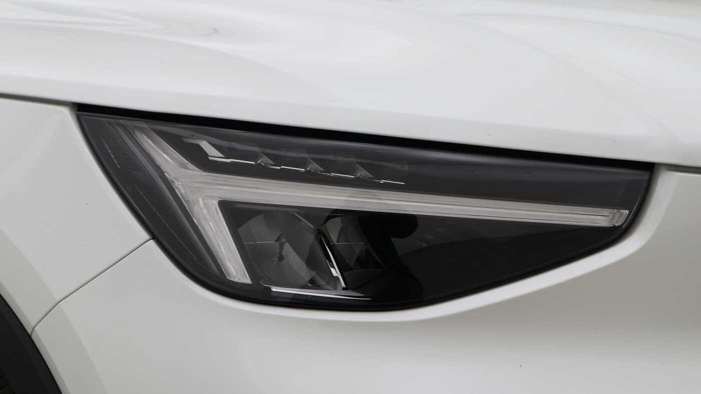 Volvo XC40 Image 32