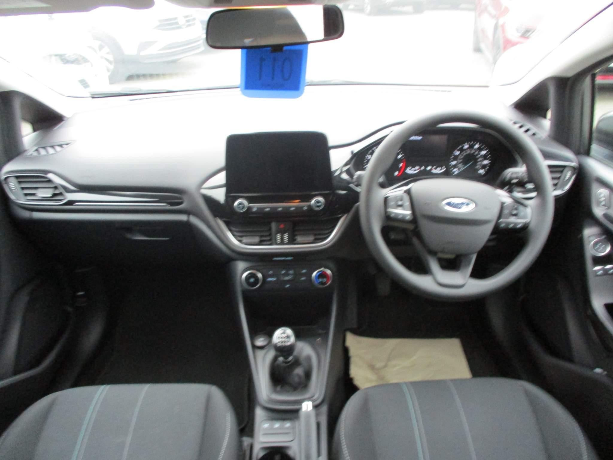 Ford Fiesta Image 14