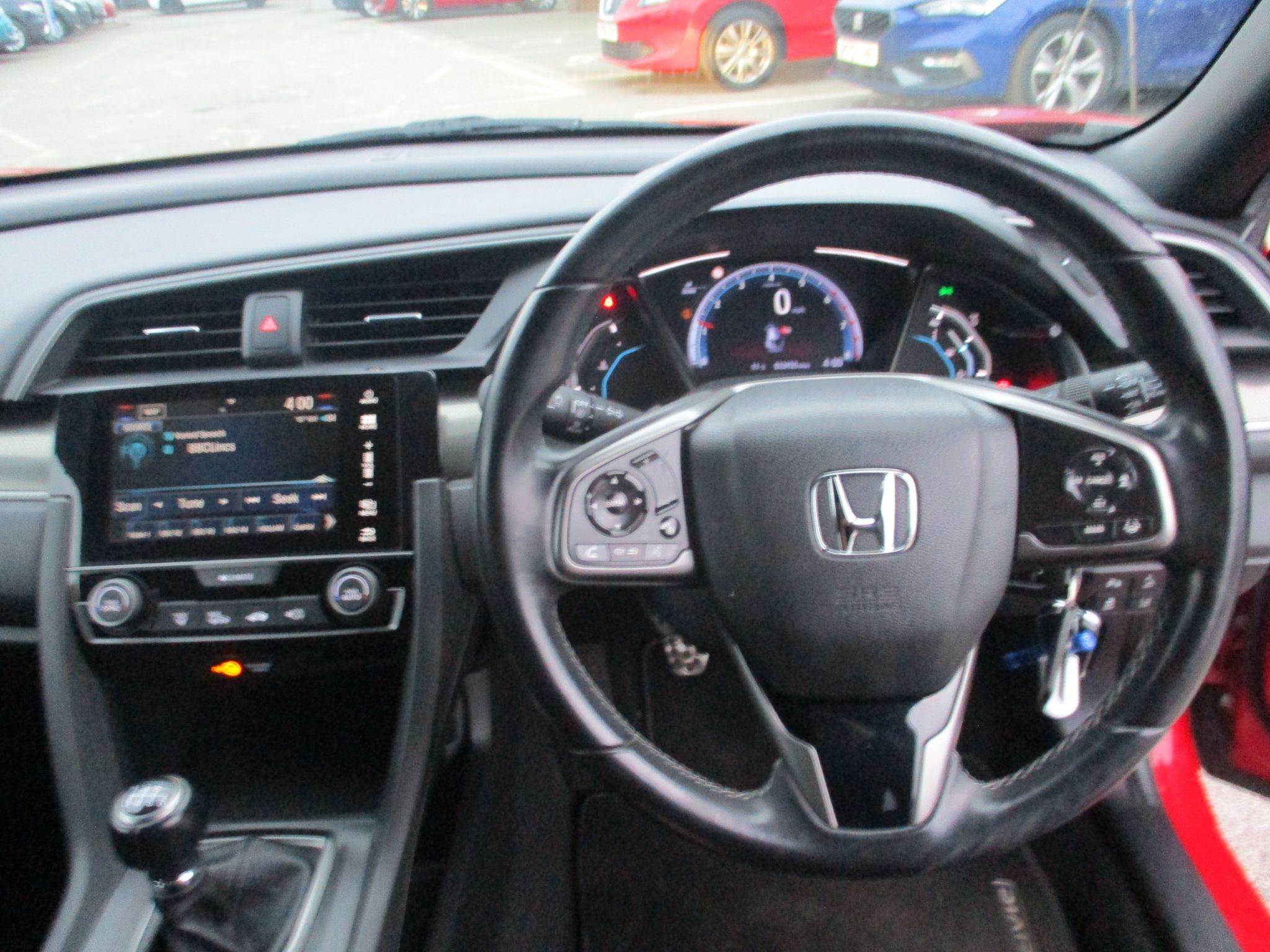 Honda Civic Image 14