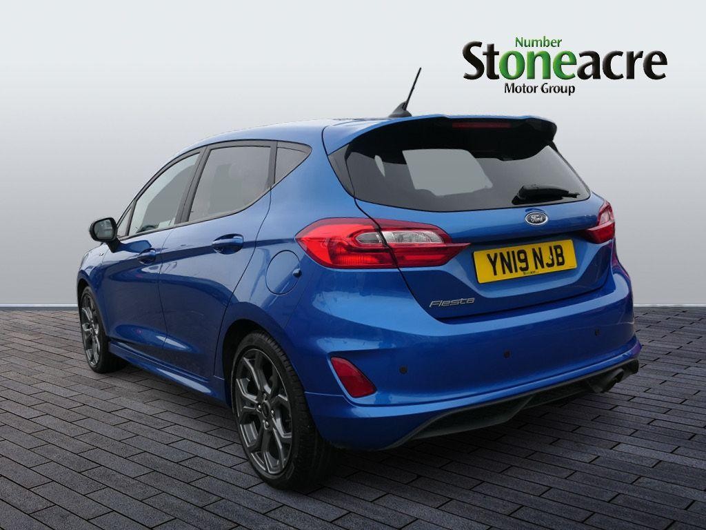 Ford Fiesta Image 4