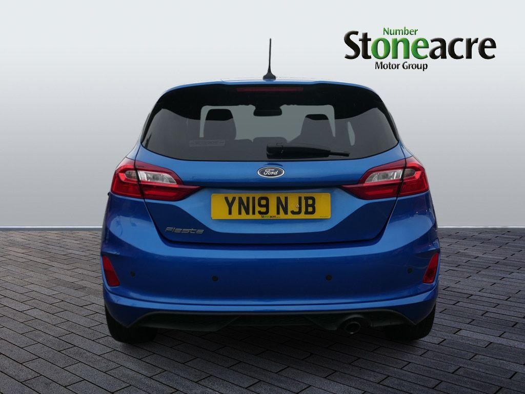 Ford Fiesta Image 6