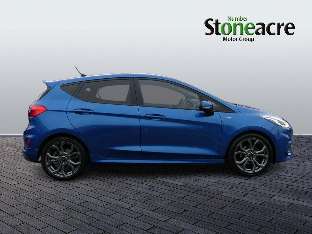 Ford Fiesta Image 7