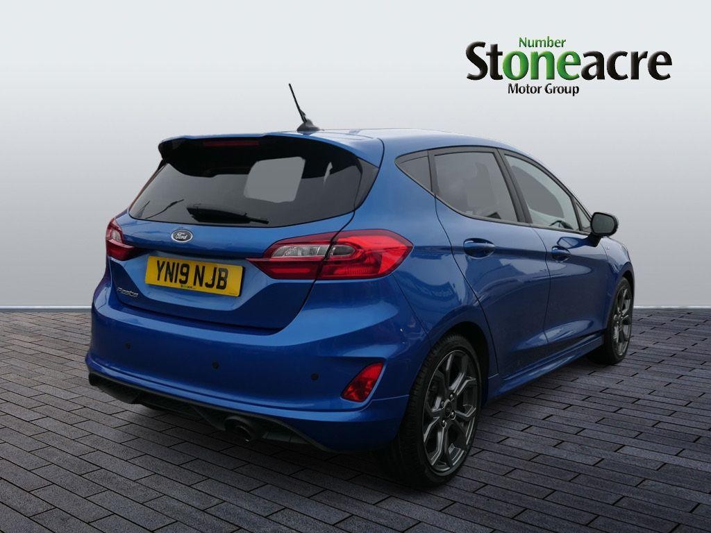 Ford Fiesta Image 8