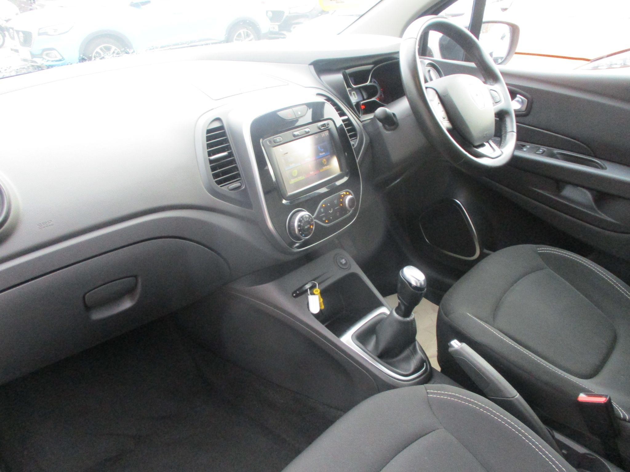 Renault Captur Image 15