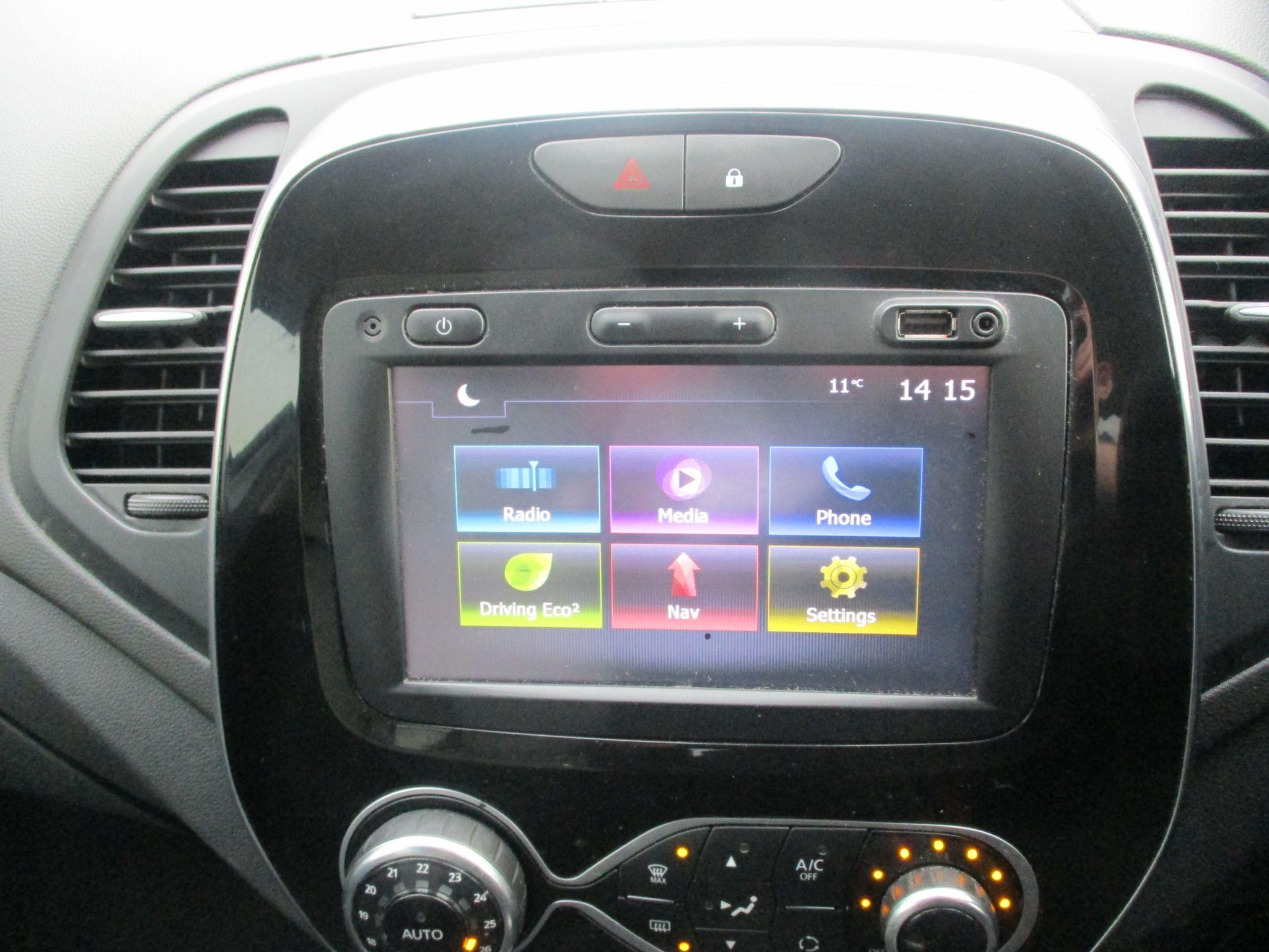 Renault Captur Image 17