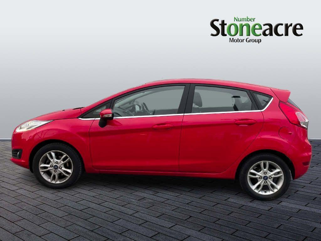 Ford Fiesta Image 6