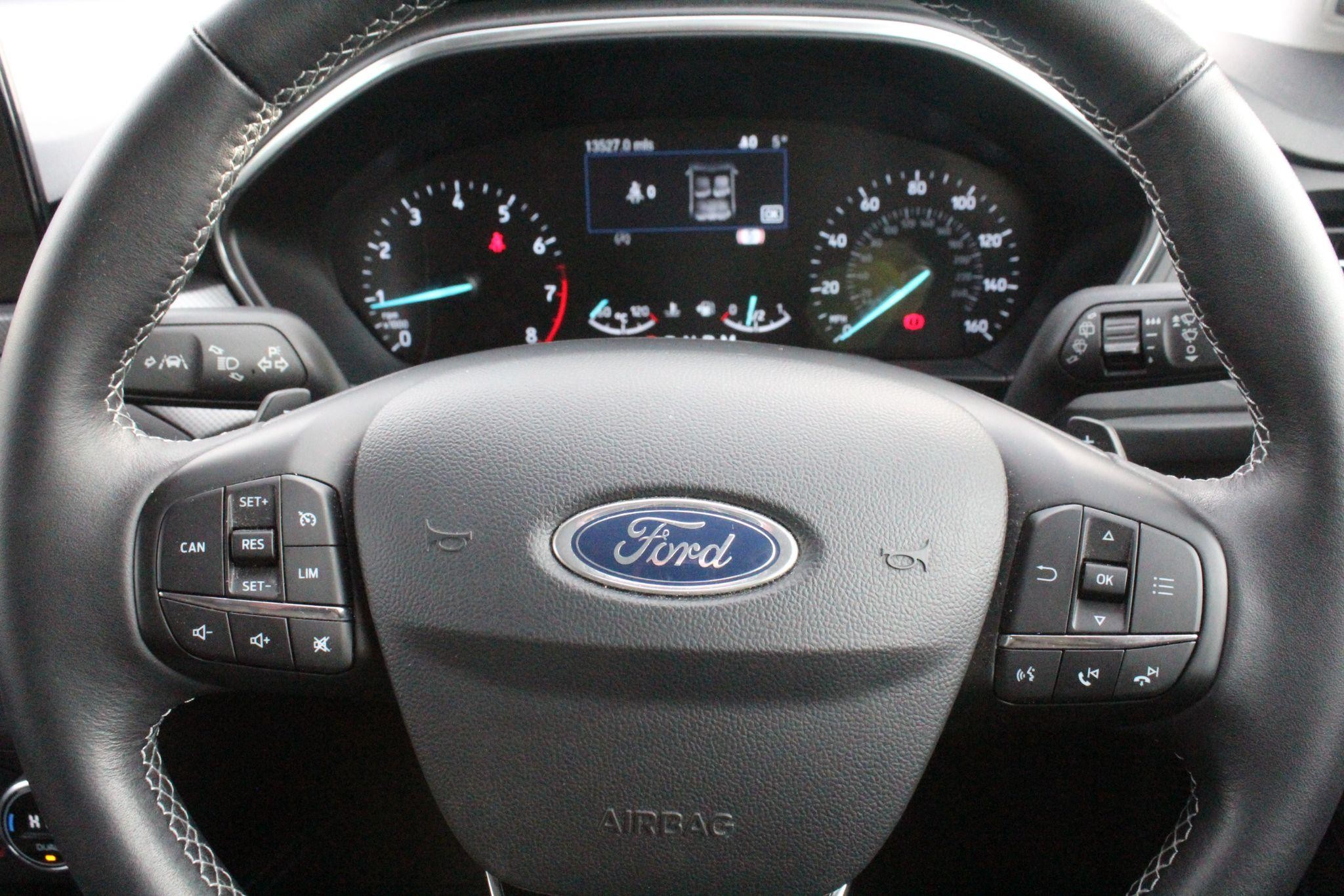 Ford Focus Image 15