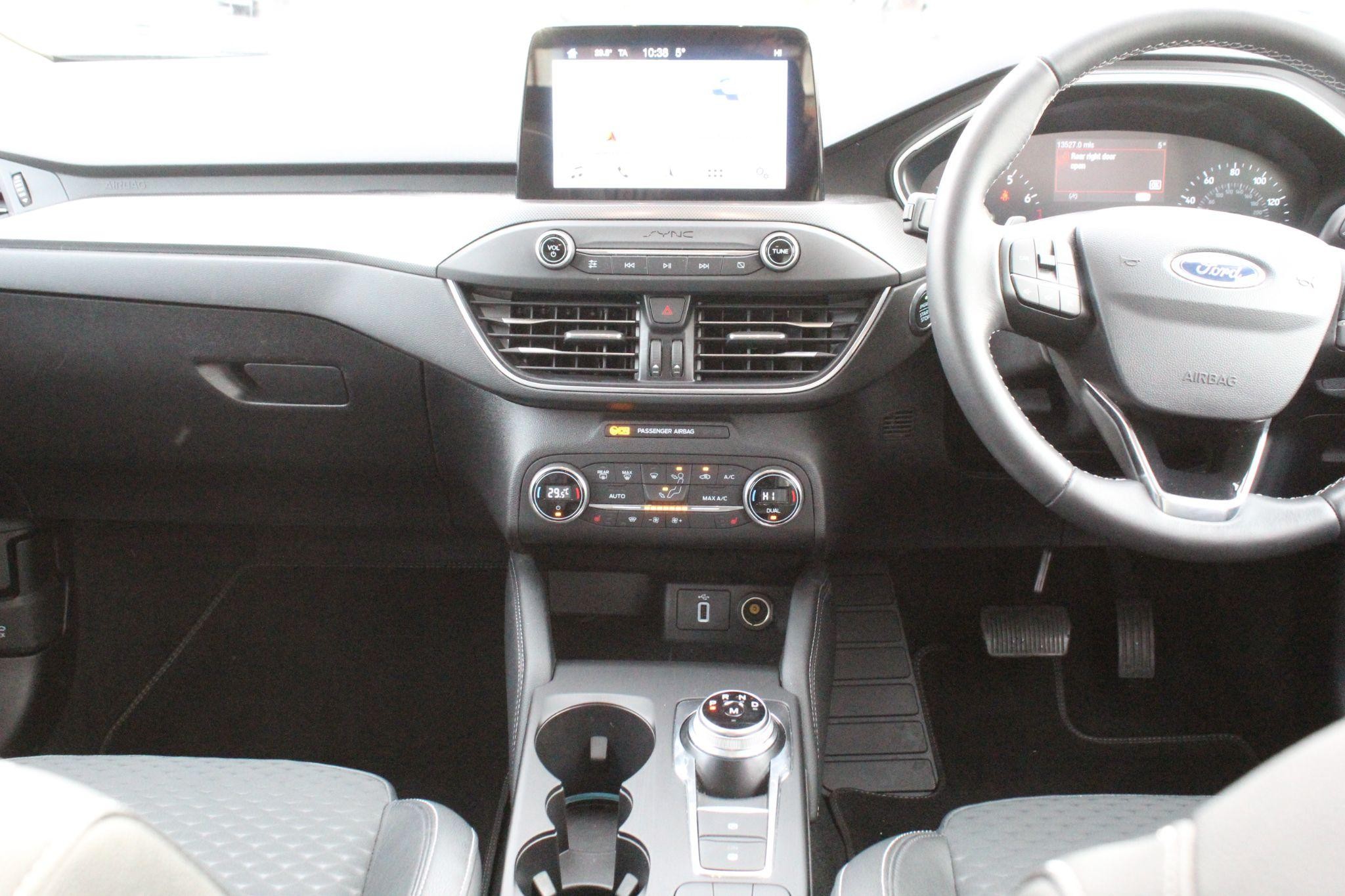 Ford Focus Image 21