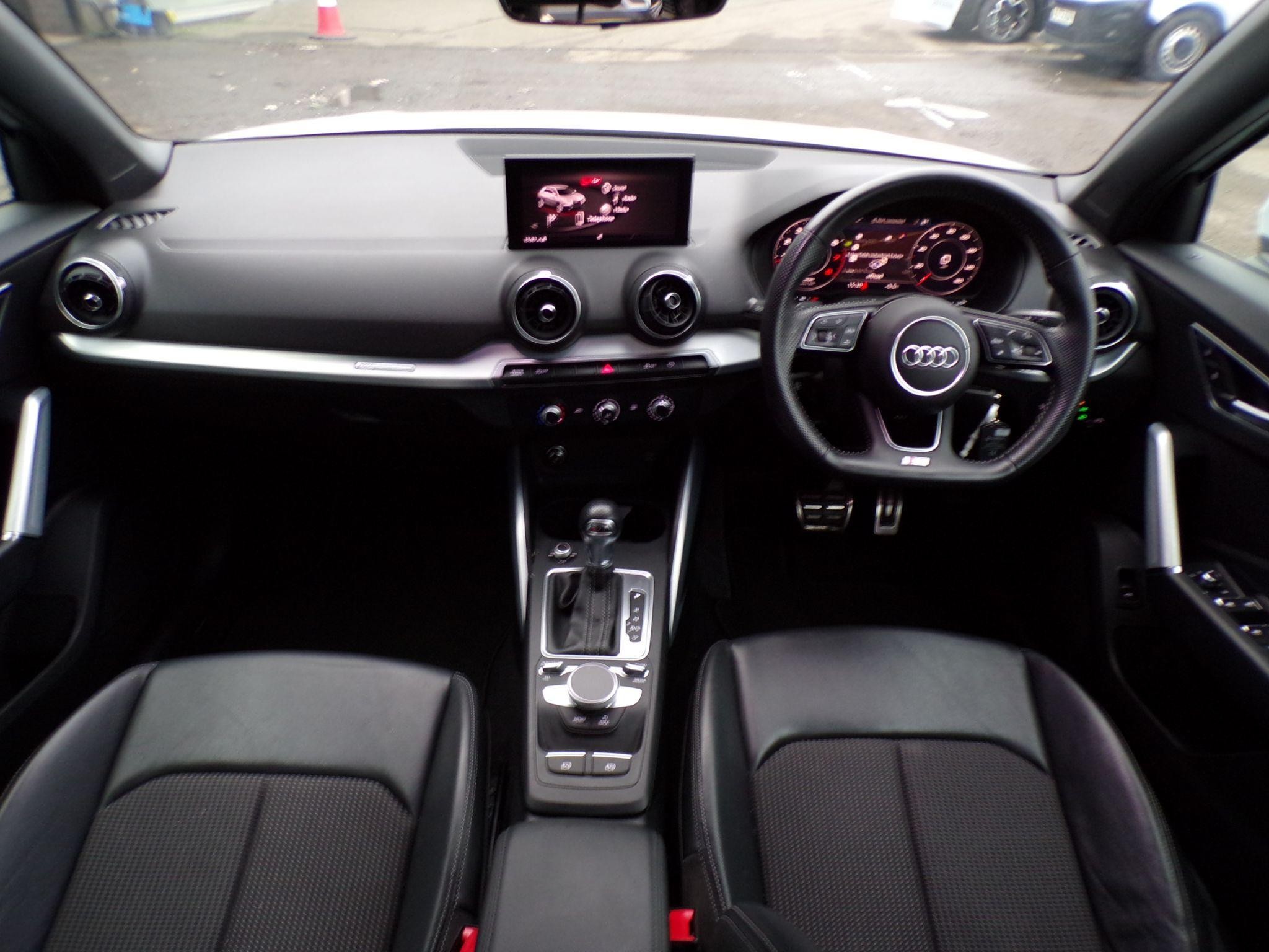 Audi Q2 Image 16