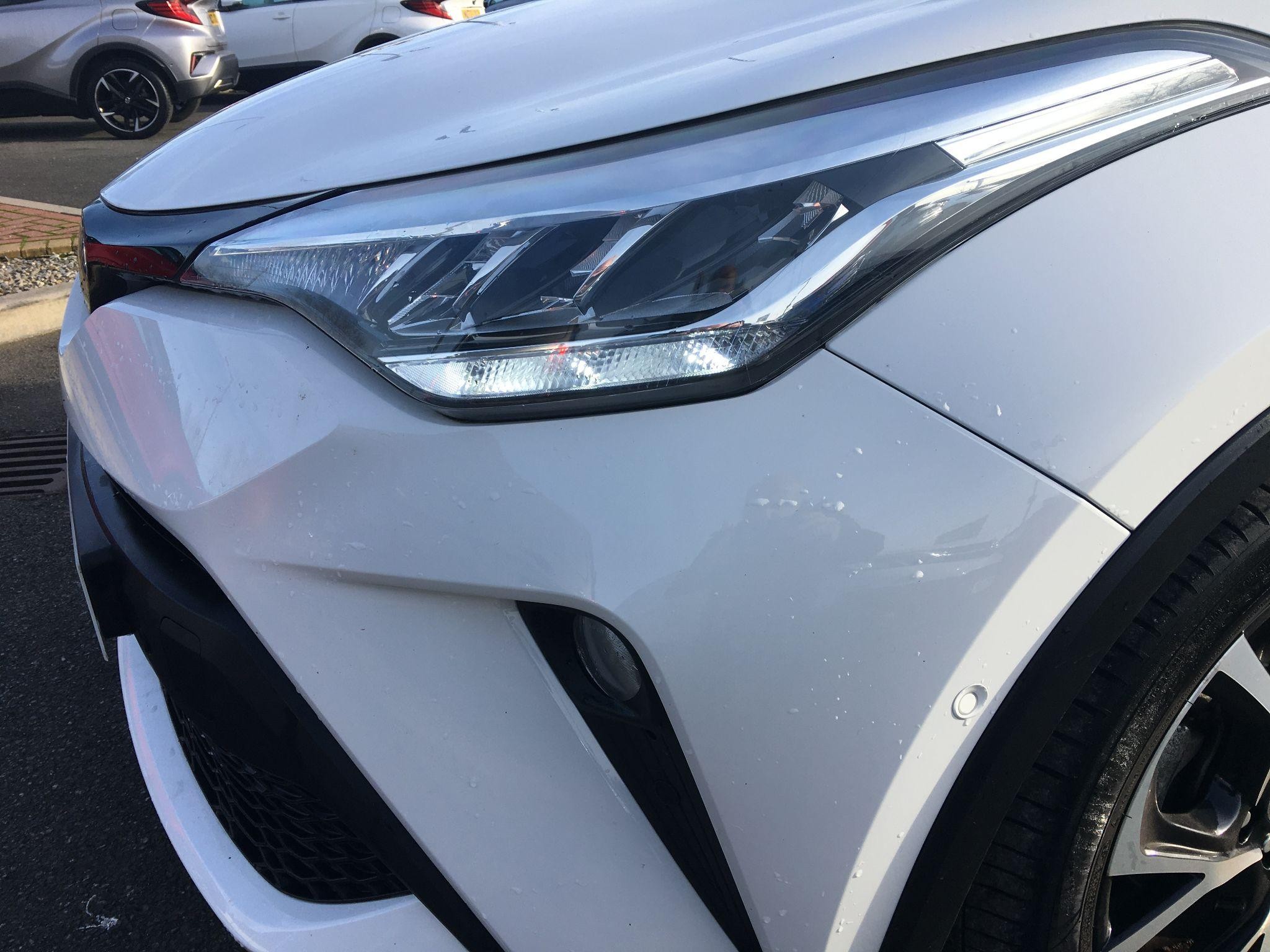 Toyota C-HR Image 31