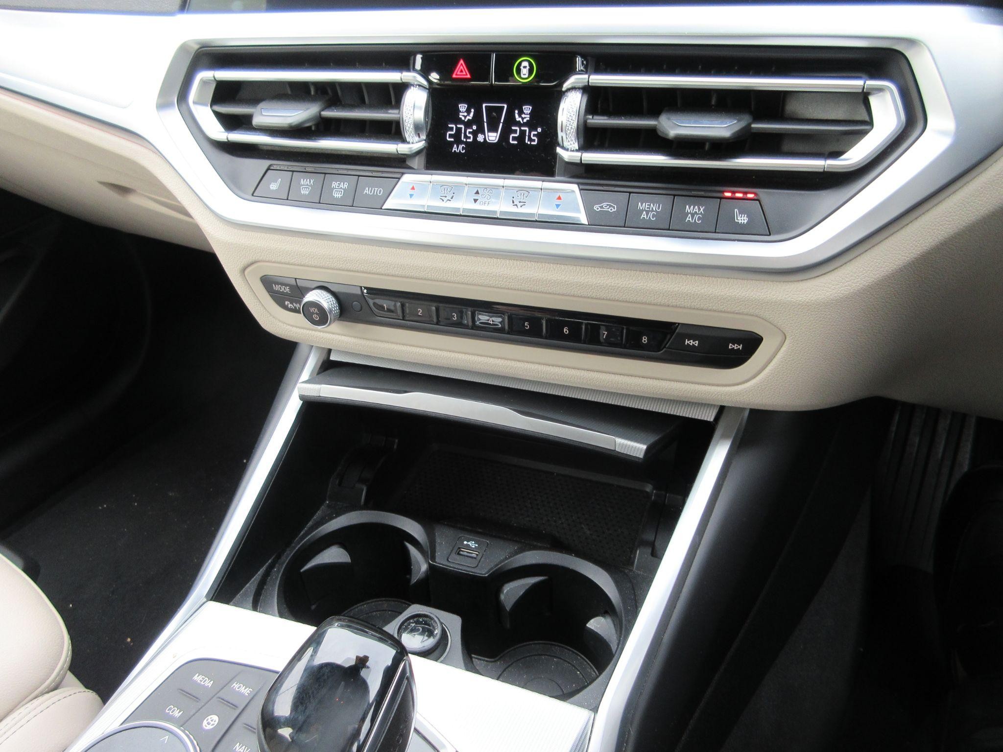 BMW 3 Series Image 18