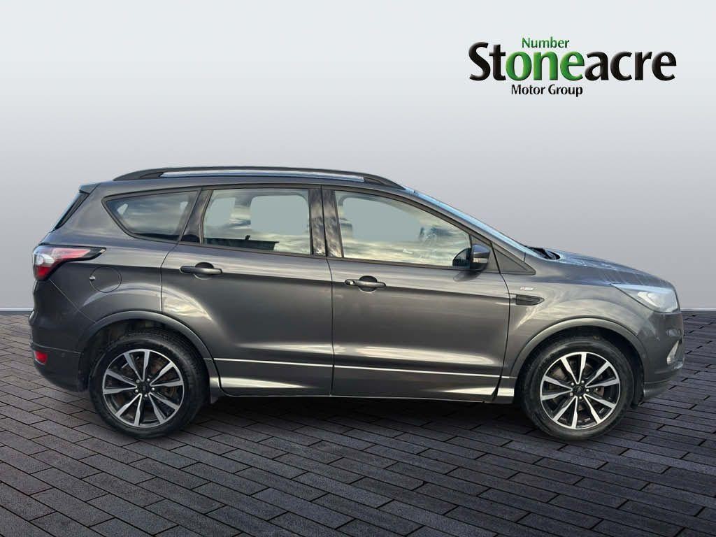 Ford Kuga Image 2