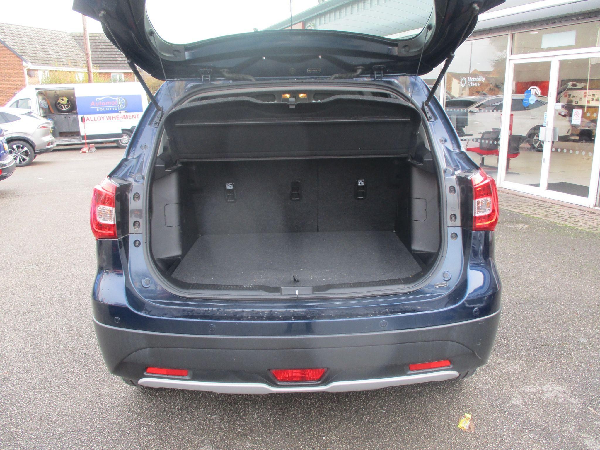 Suzuki SX4 S-Cross Image 10