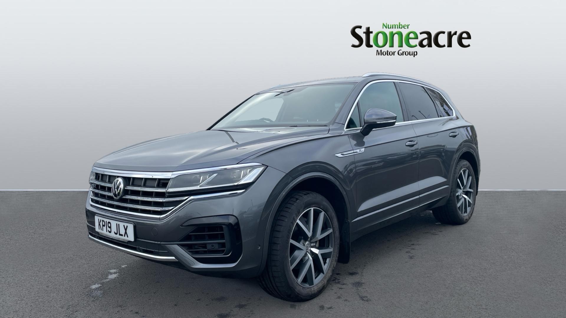 Volkswagen Touareg Image 6