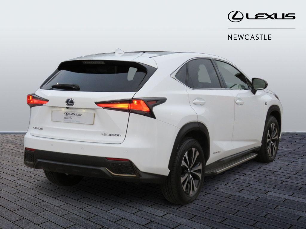 Lexus NX Image 5