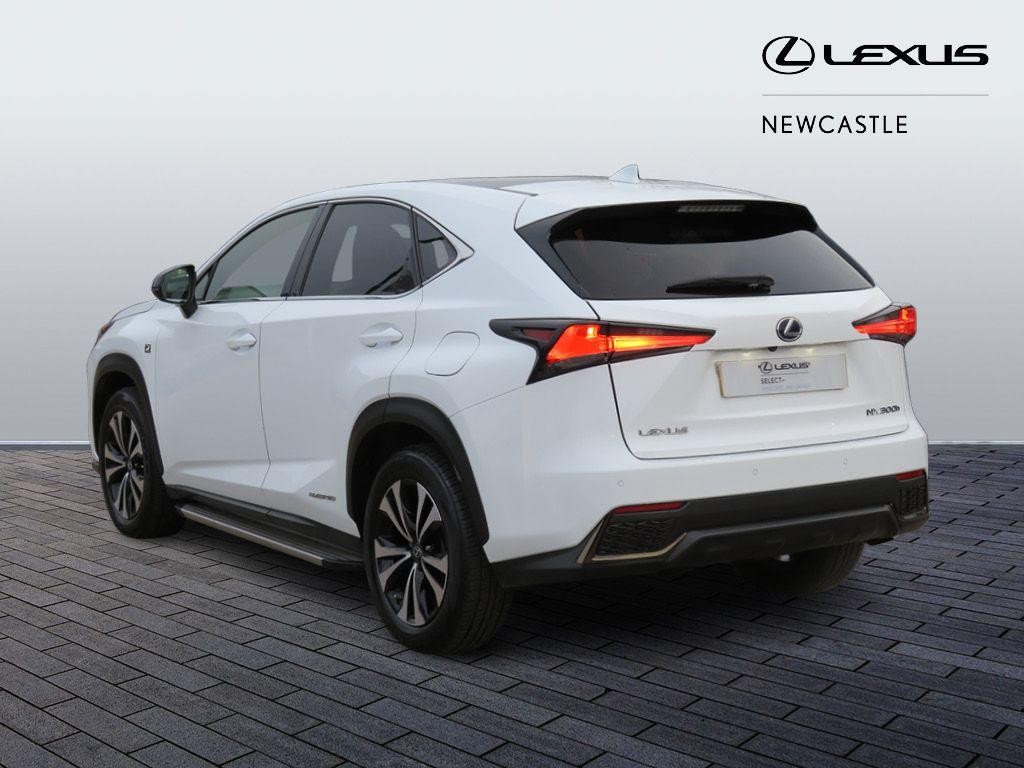 Lexus NX Image 7