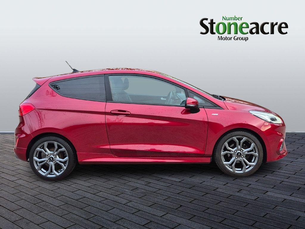 Ford Fiesta Image 2