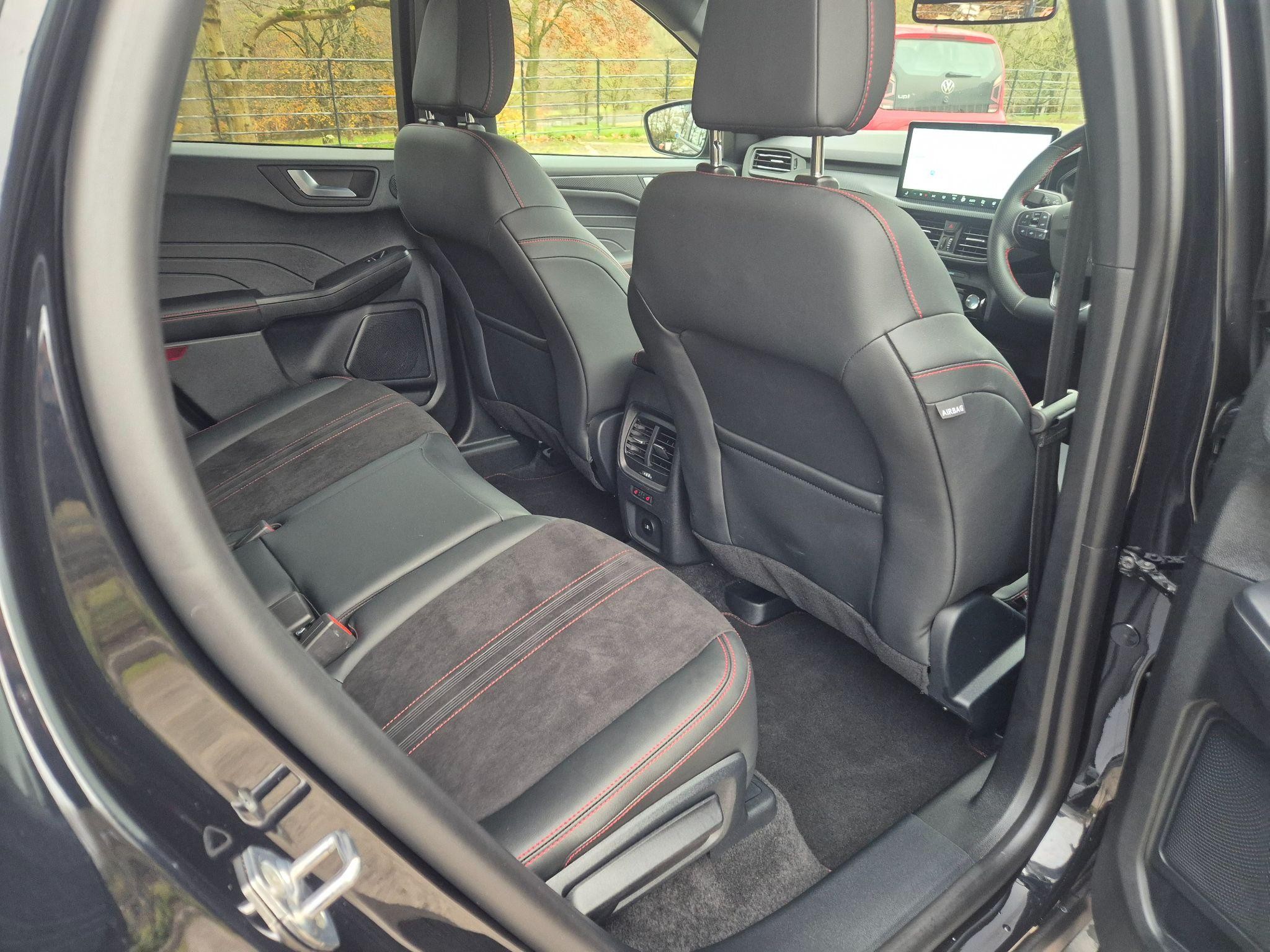 Ford Kuga Image 20