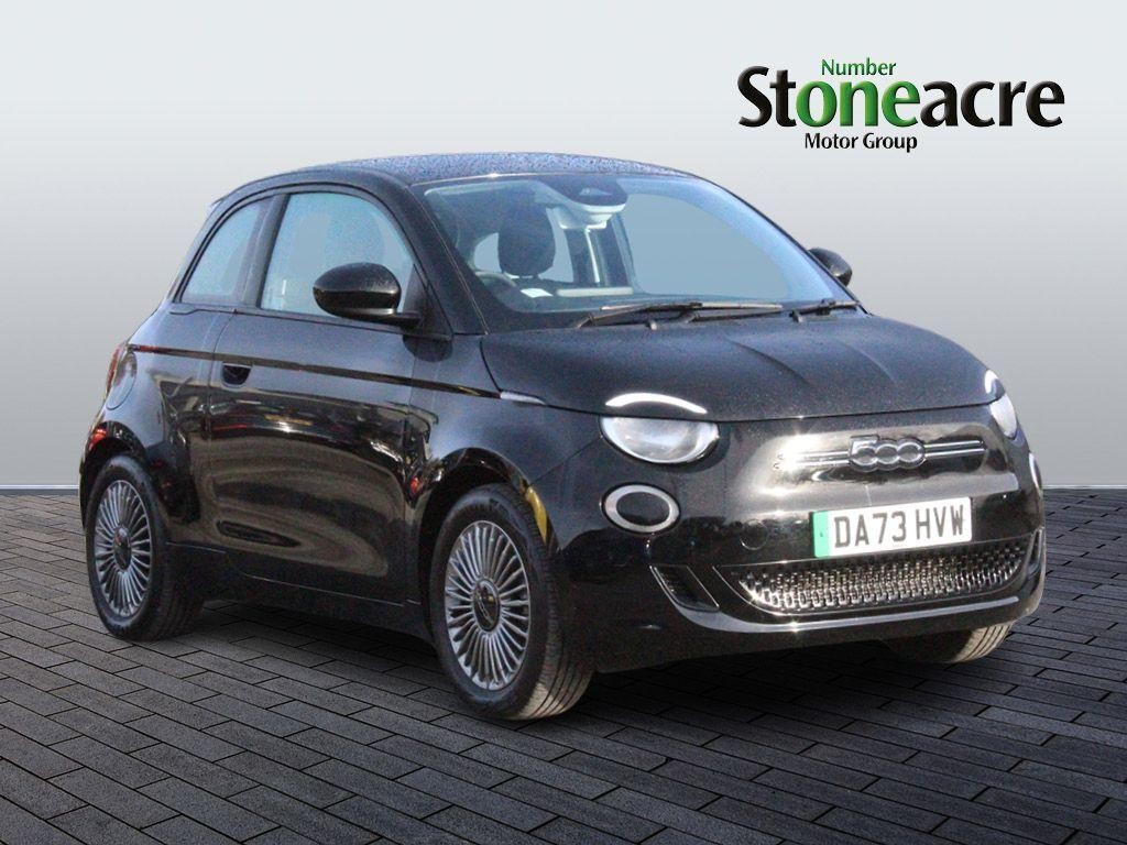 Fiat 500 Electric Image 1