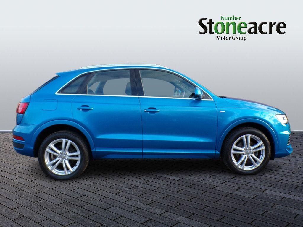 Audi Q3 Image 2