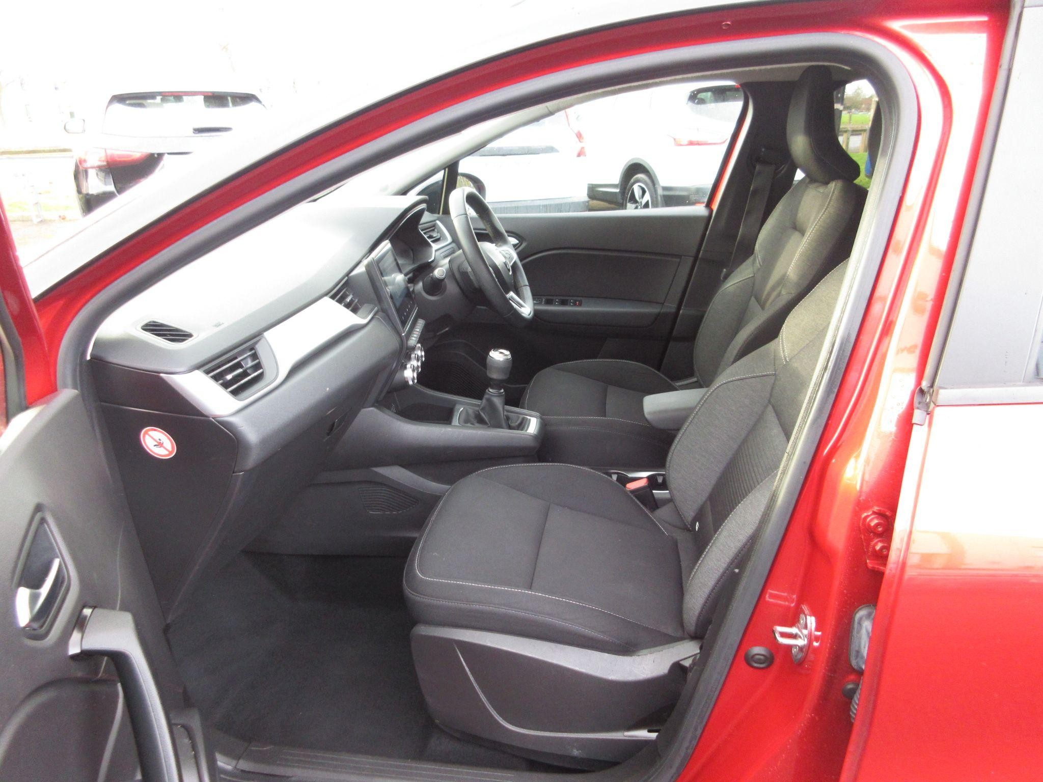 Renault Captur Image 29