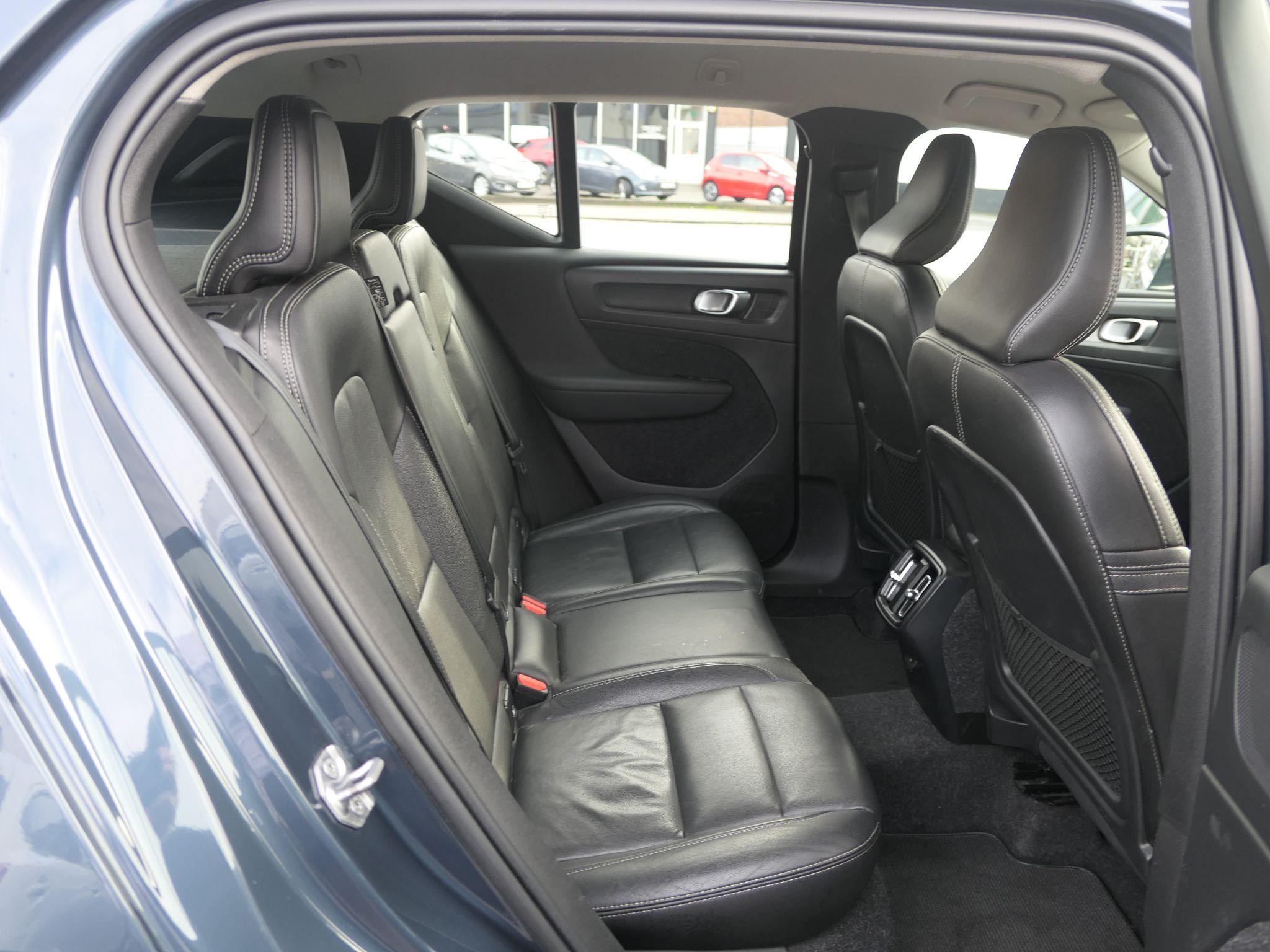 Volvo XC40 Image 11