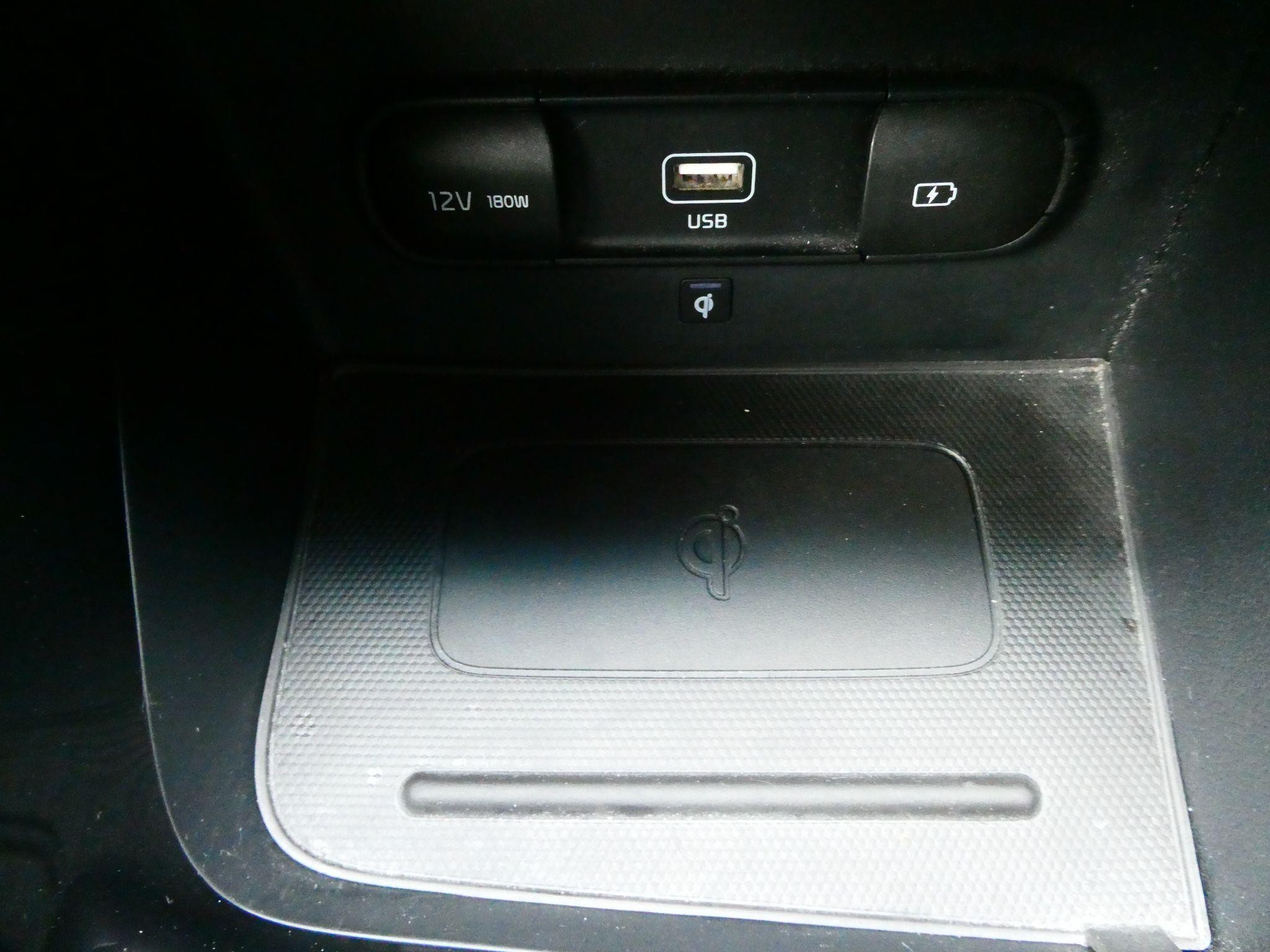 Kia Niro Image 24