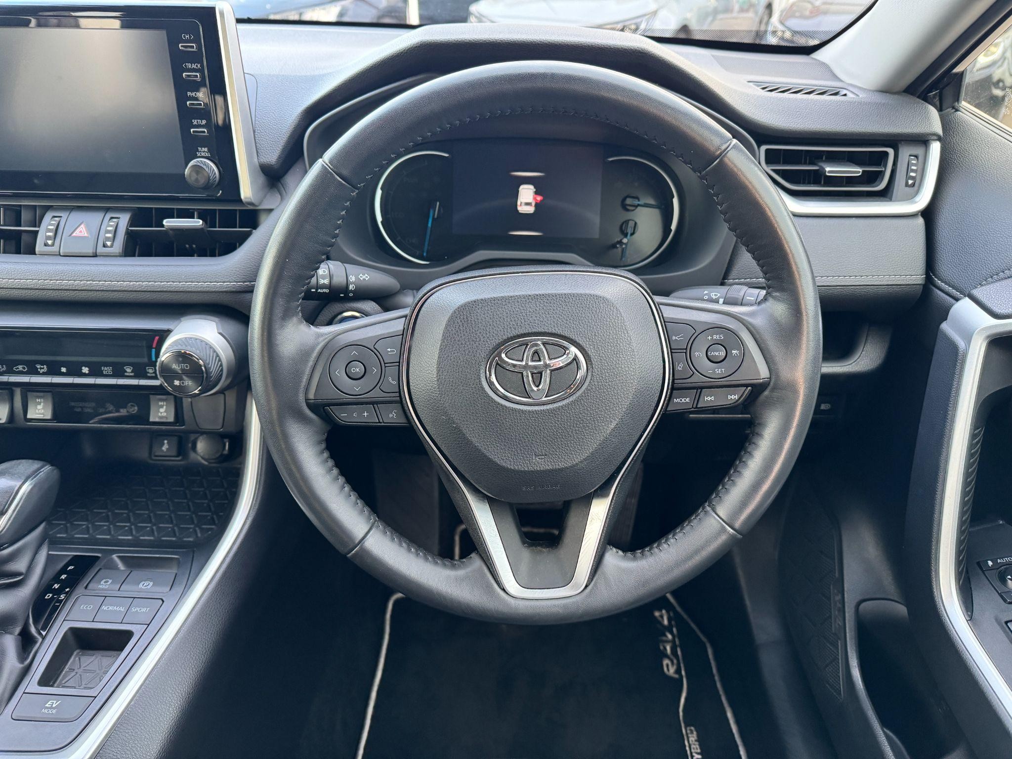 Toyota RAV4 Image 19