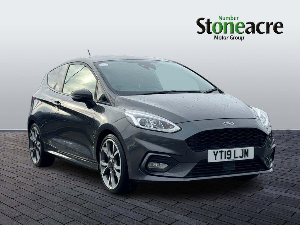 Ford Fiesta Van Image 1