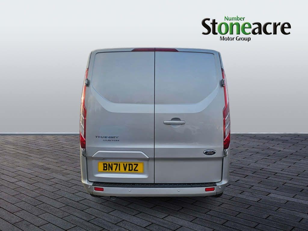 Ford Transit Custom Image 4