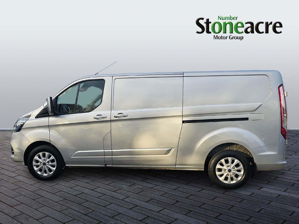 Ford Transit Custom Image 6