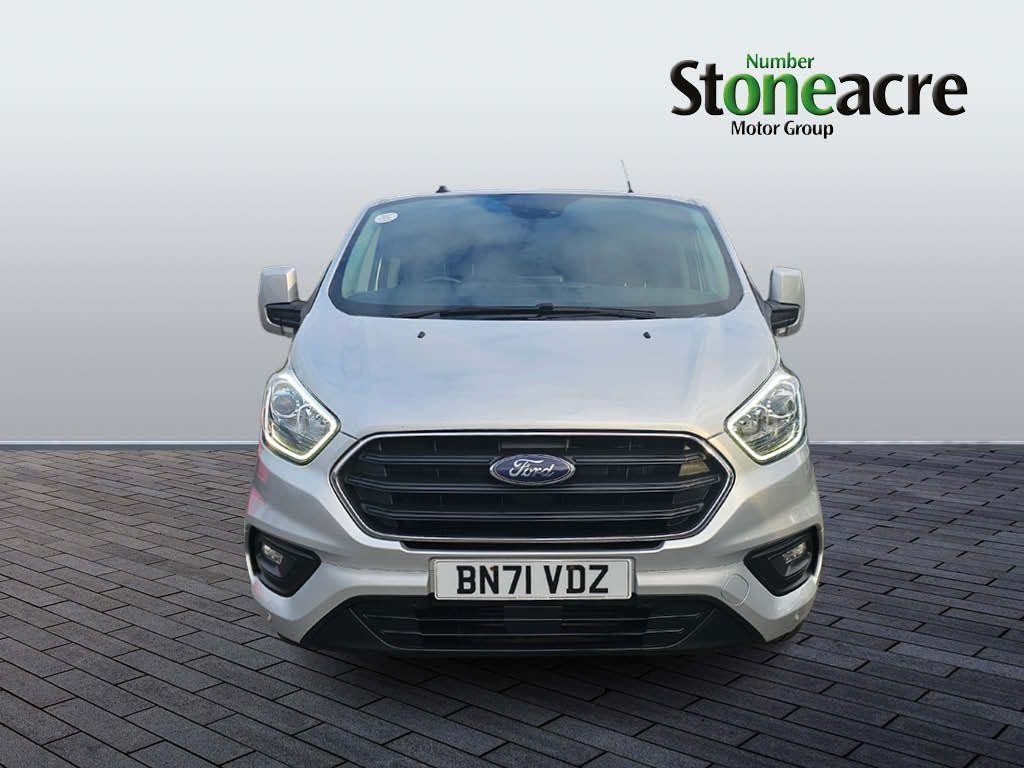 Ford Transit Custom Image 8