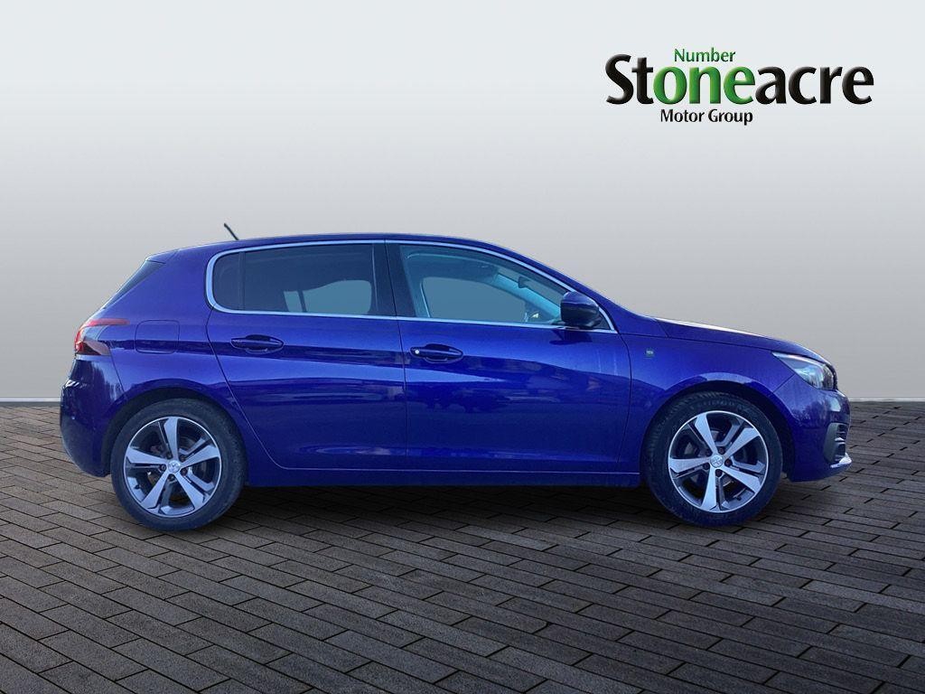 Peugeot 308 Image 2