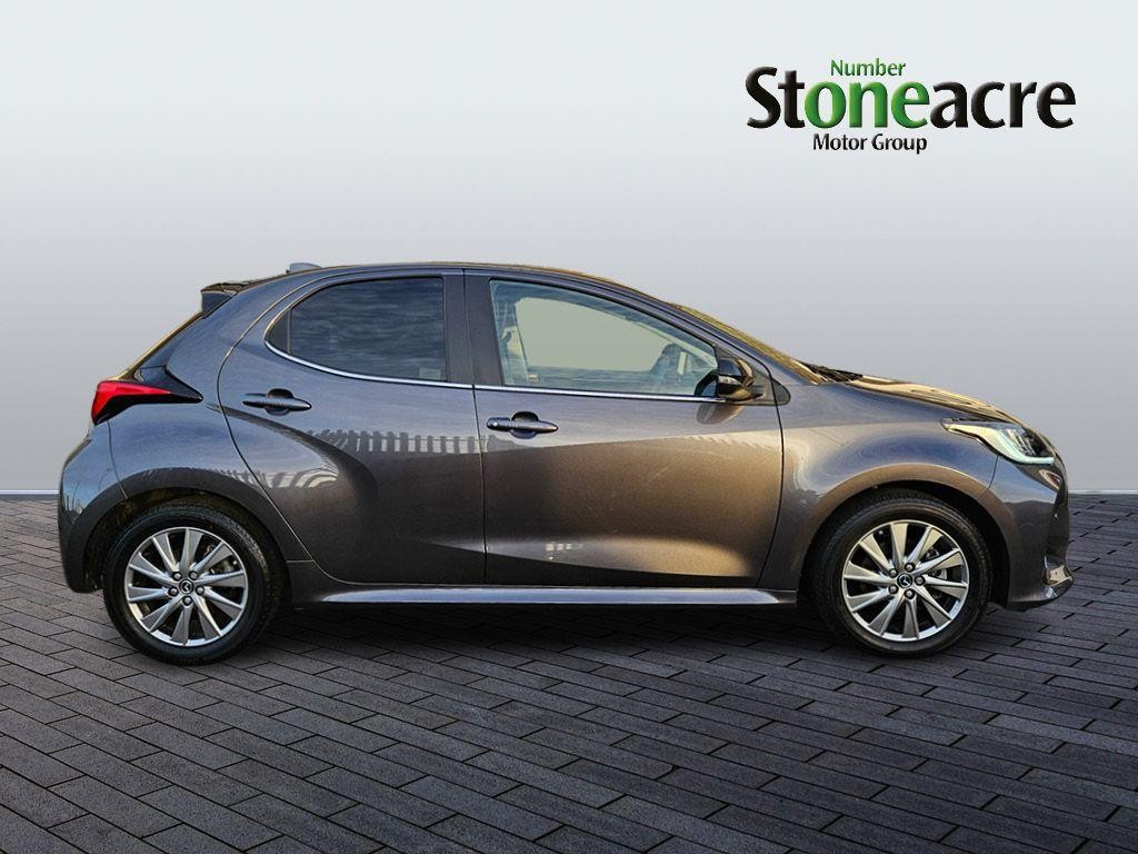 Mazda2 HYBRID Image 2