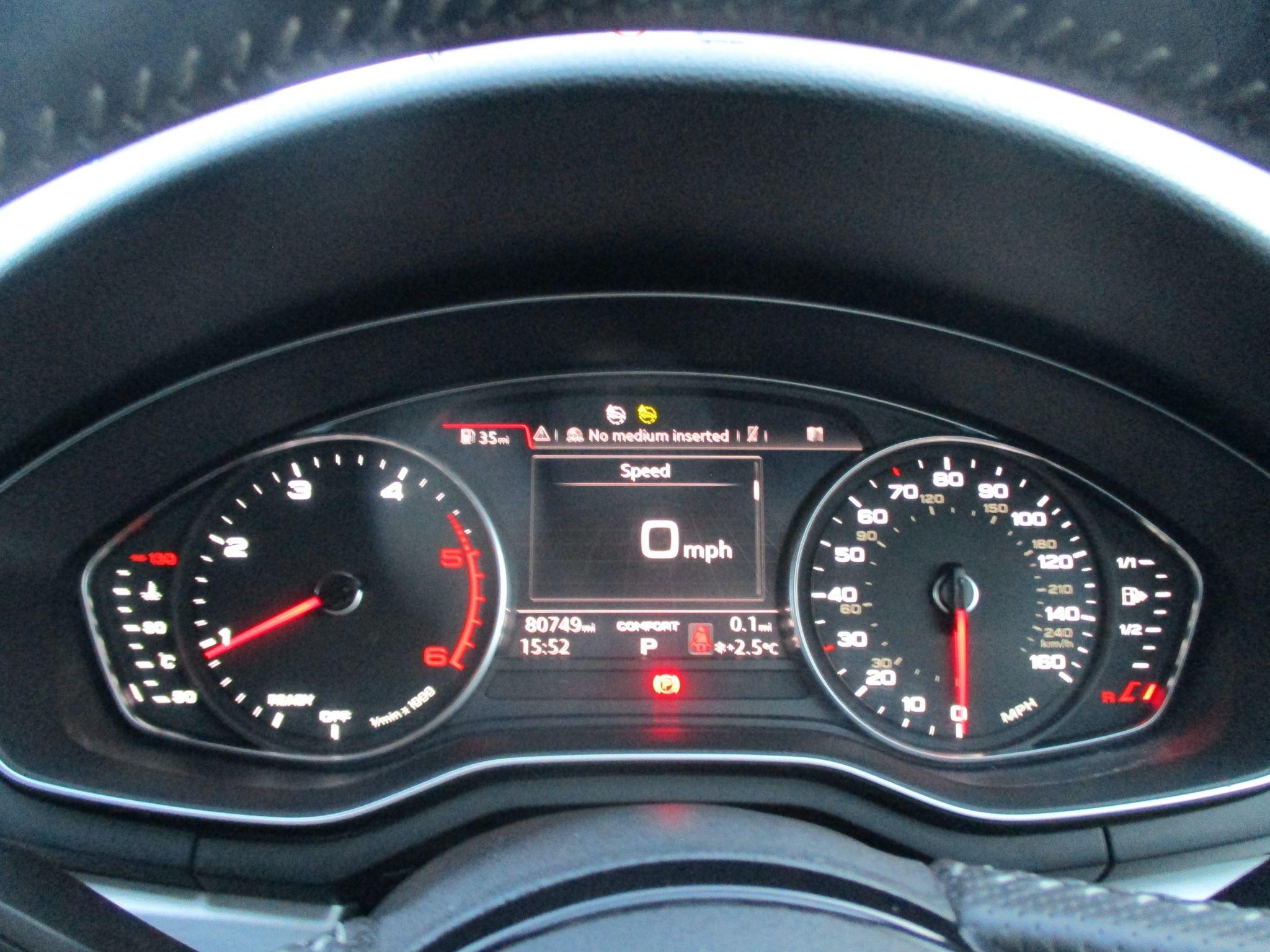 Audi A4 Avant Image 17