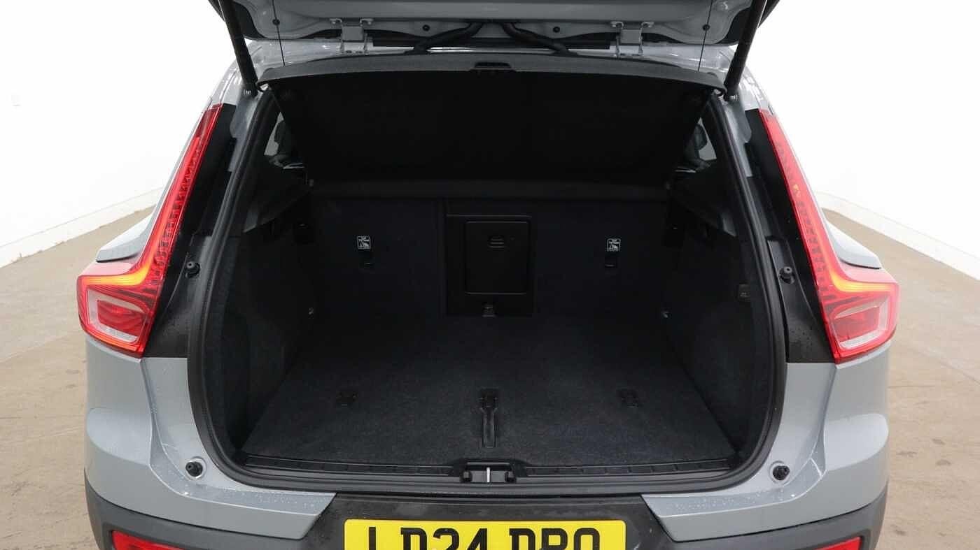 Volvo XC40 Image 14