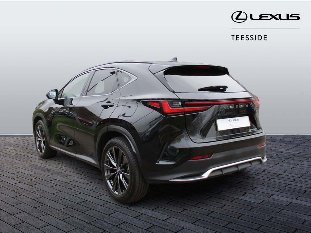 Lexus NX Image 7