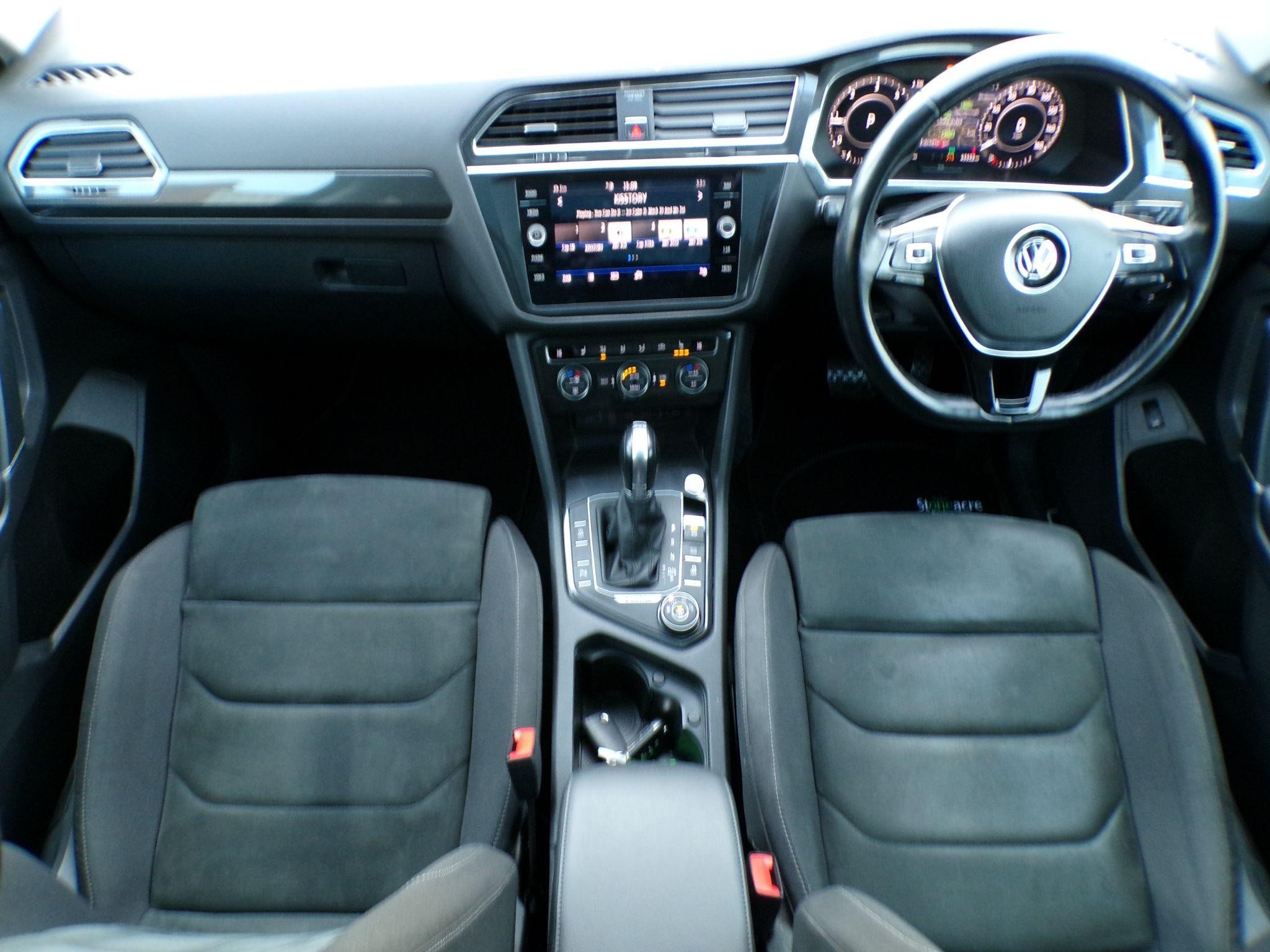 Volkswagen Tiguan Allspace Image 12