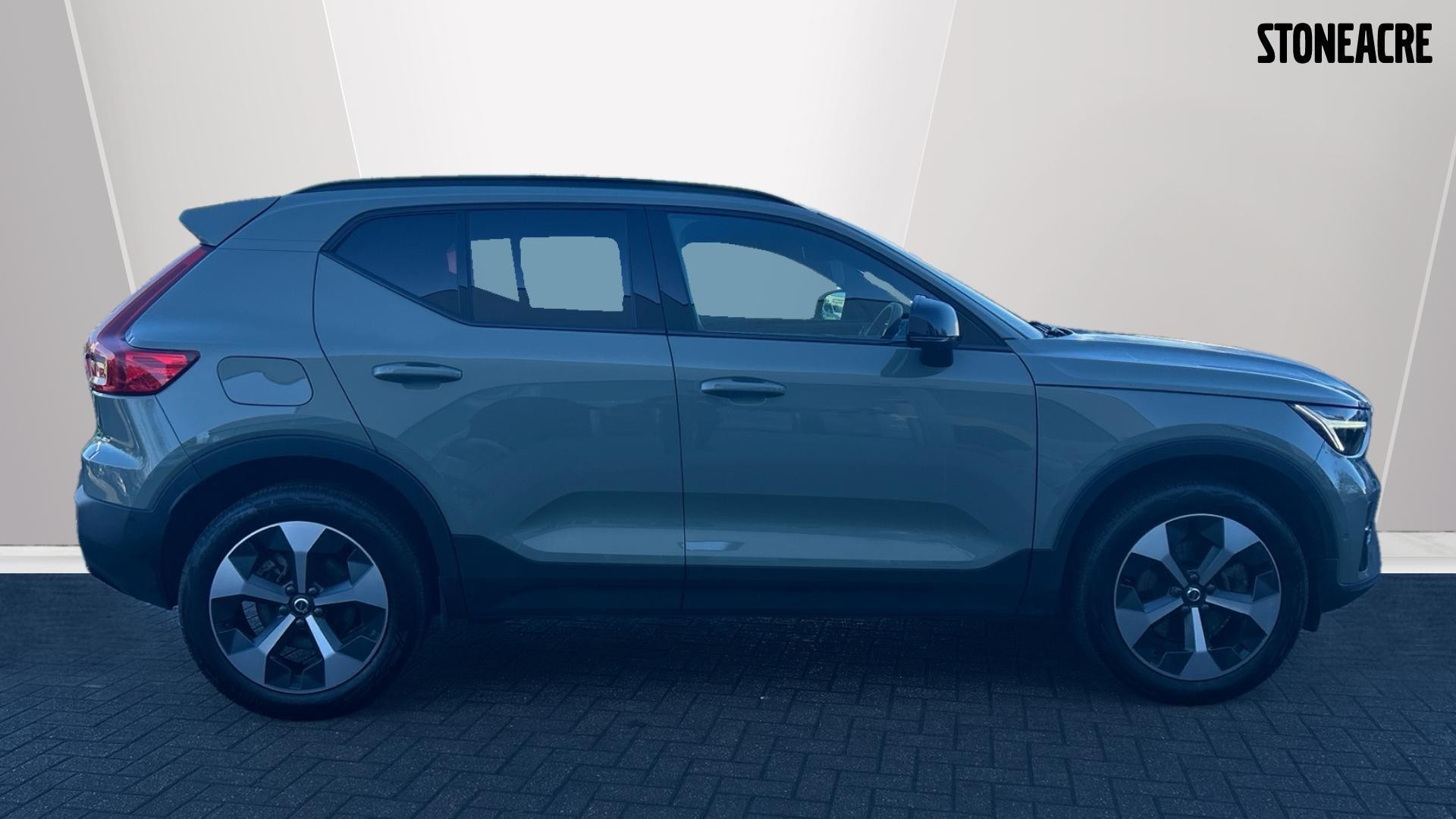 Volvo XC40 Image 3