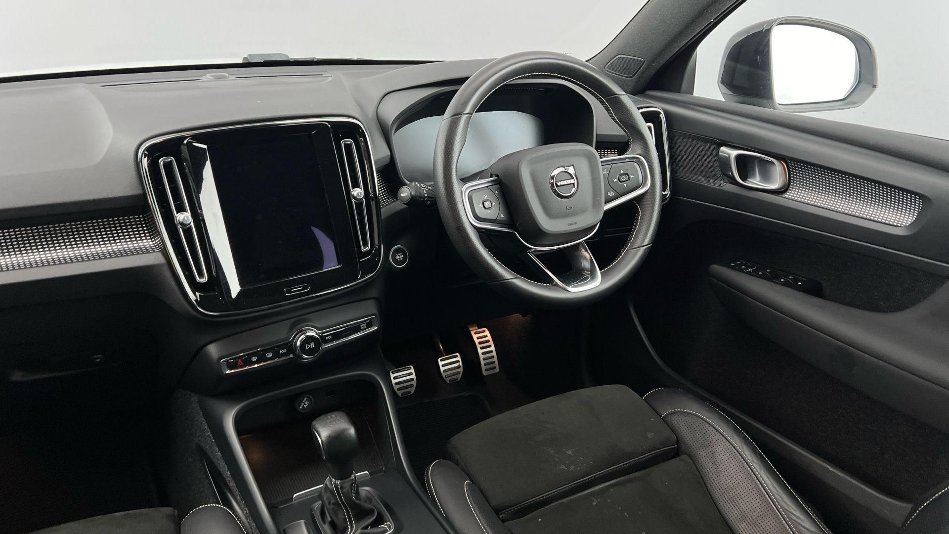 Volvo XC40 Image 8